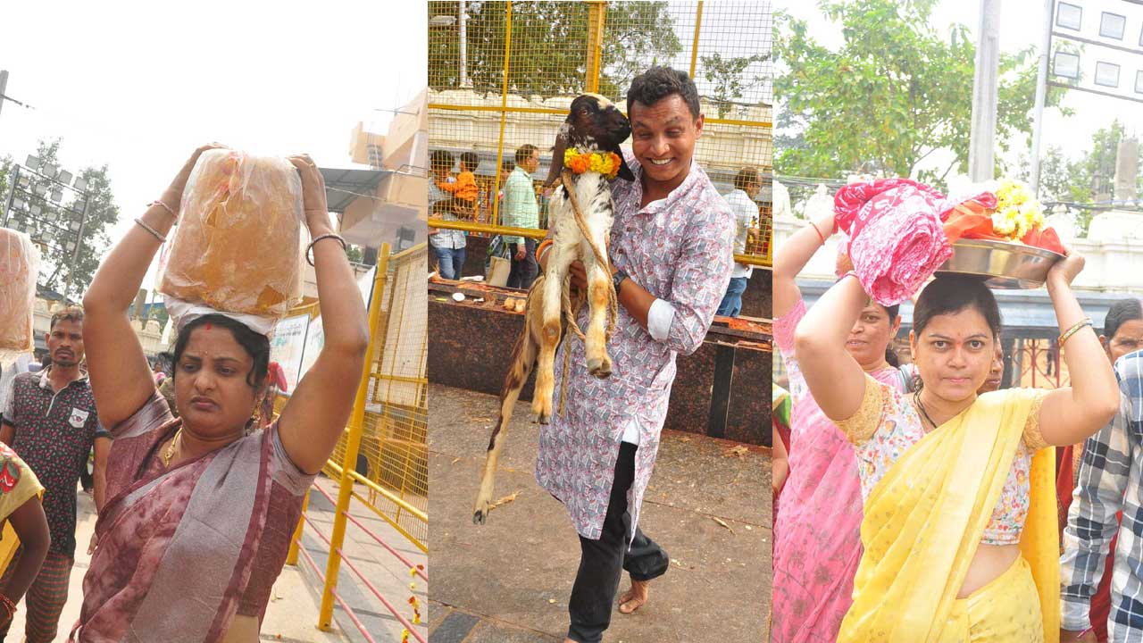 భక్తులతో కిటకిటలాడుతున్న మేడారం..