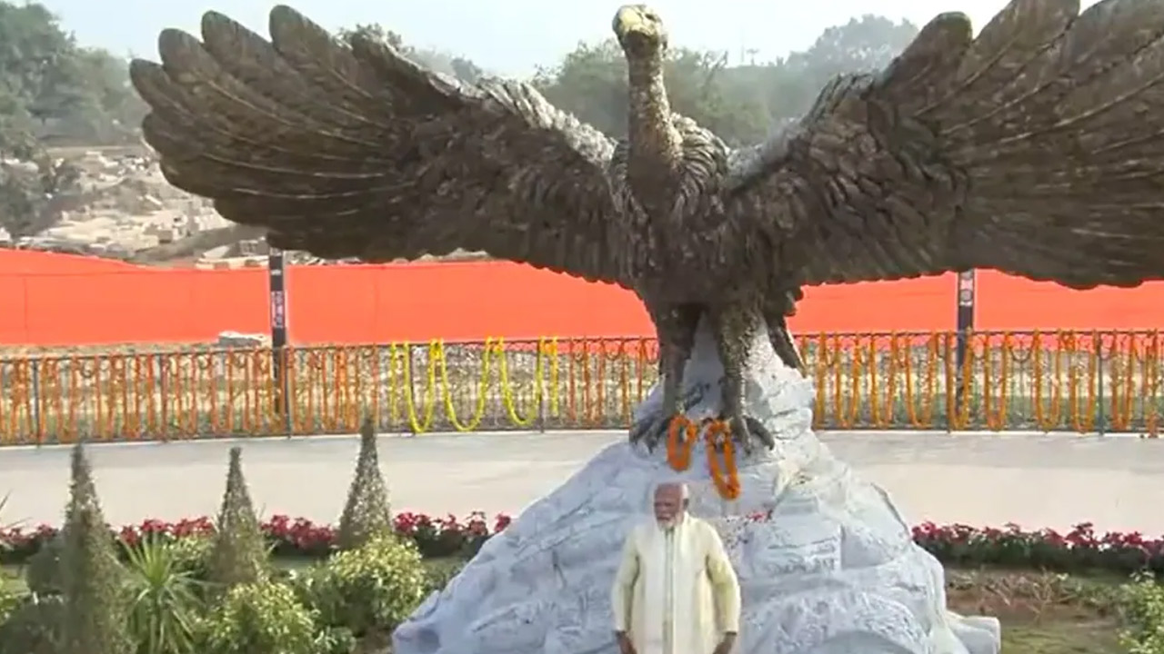 PM Modi Ayodhya Speech: రామాయణంలోని కీలక పాత్రలను తన ప్రసంగంలో ప్రస్తావించిన మోదీ