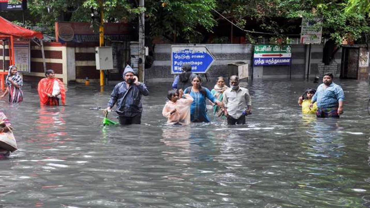Rainfall: చెన్నైలో 50 శాతం అధిక వర్షపాతం నమోదు.. 