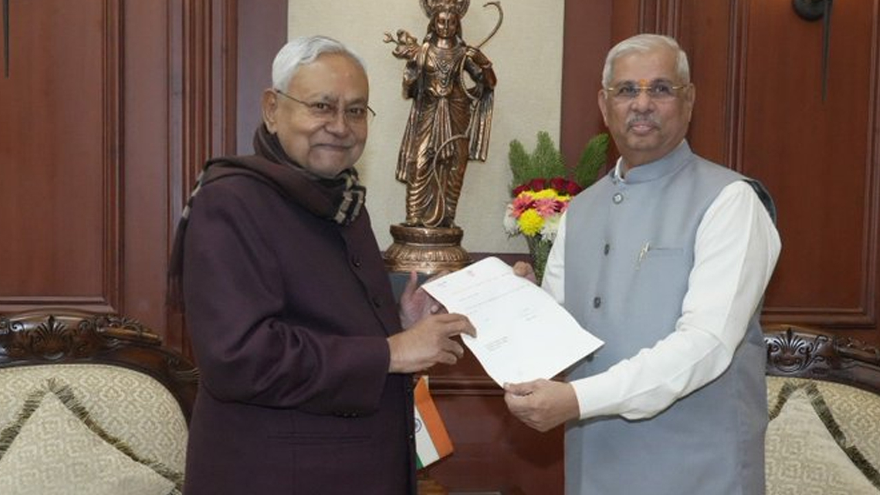 Bihar politics - Nitish Kumar: సీఎం పదవికి నితీశ్ కుమార్ రాజీనామా.. రసవత్తరంగా మారిన బీహార్ రాజకీయాలు