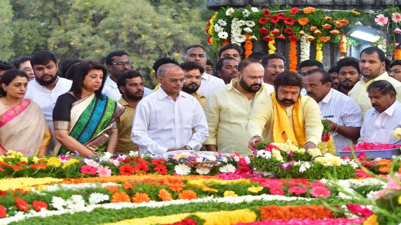 NTR Death Anniversary: ఎన్టీఆర్‌కు ఘన నివాళి