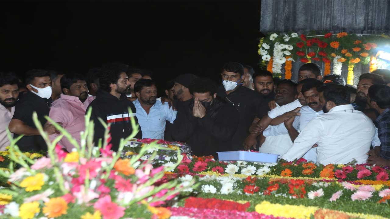 NTR Death Anniversary: ఎన్టీఆర్‌కు ఘన నివాళి