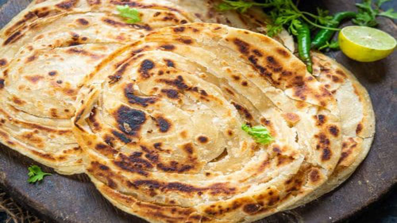 Paratha: ఇంట్లో పరోటా తయారు చేసుకుంటున్నారా? మెత్తగా రావడానికి ఈ టిప్స్ ఫాలో అవండి.. 