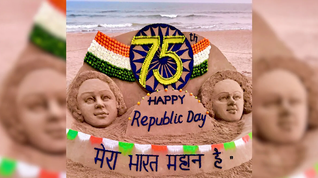 Republic Day: పండ్లతో సైకతా శిల్పం.. ఆకట్టుకుంటున్న పూరీ తీరం