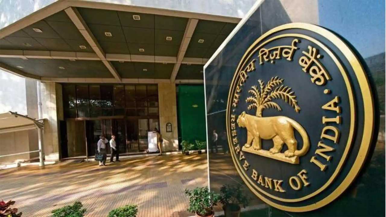 ముంబైలో 11 చోట్ల బాంబులు అమర్చారు
