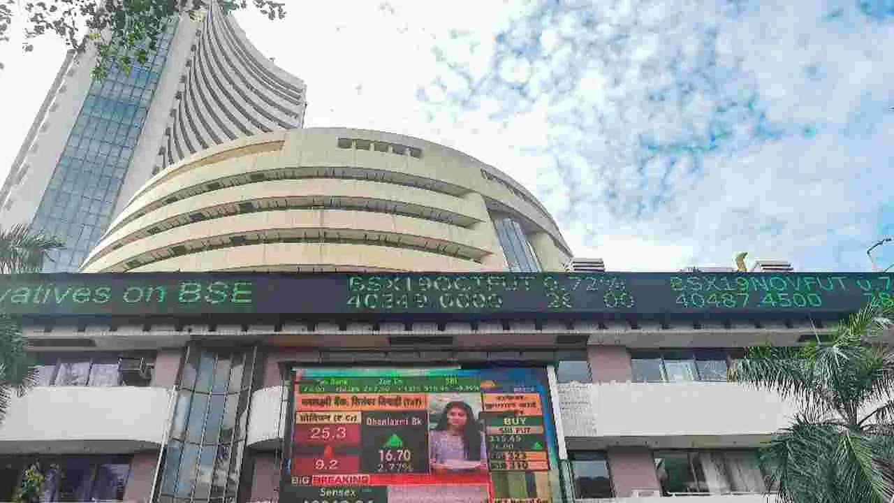 Stock Market: భారీ నష్టాల్లో నిఫ్టీ, సెన్సెక్స్.. ఆవిరైన రూ.14 లక్షల కోట్లు..