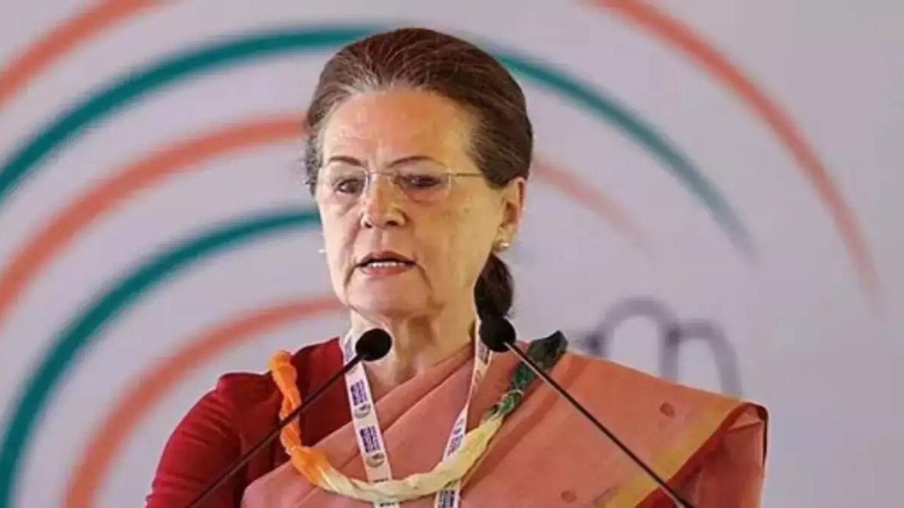 Sonia Gandhi: జైపూర్‌కు బయలుదేరిన సోనియా గాంధీ