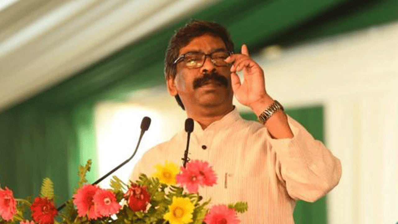 Hemant Soren: ఈడీ అధికారులపై పోలీసు కేసు పెట్టిన సీఎం