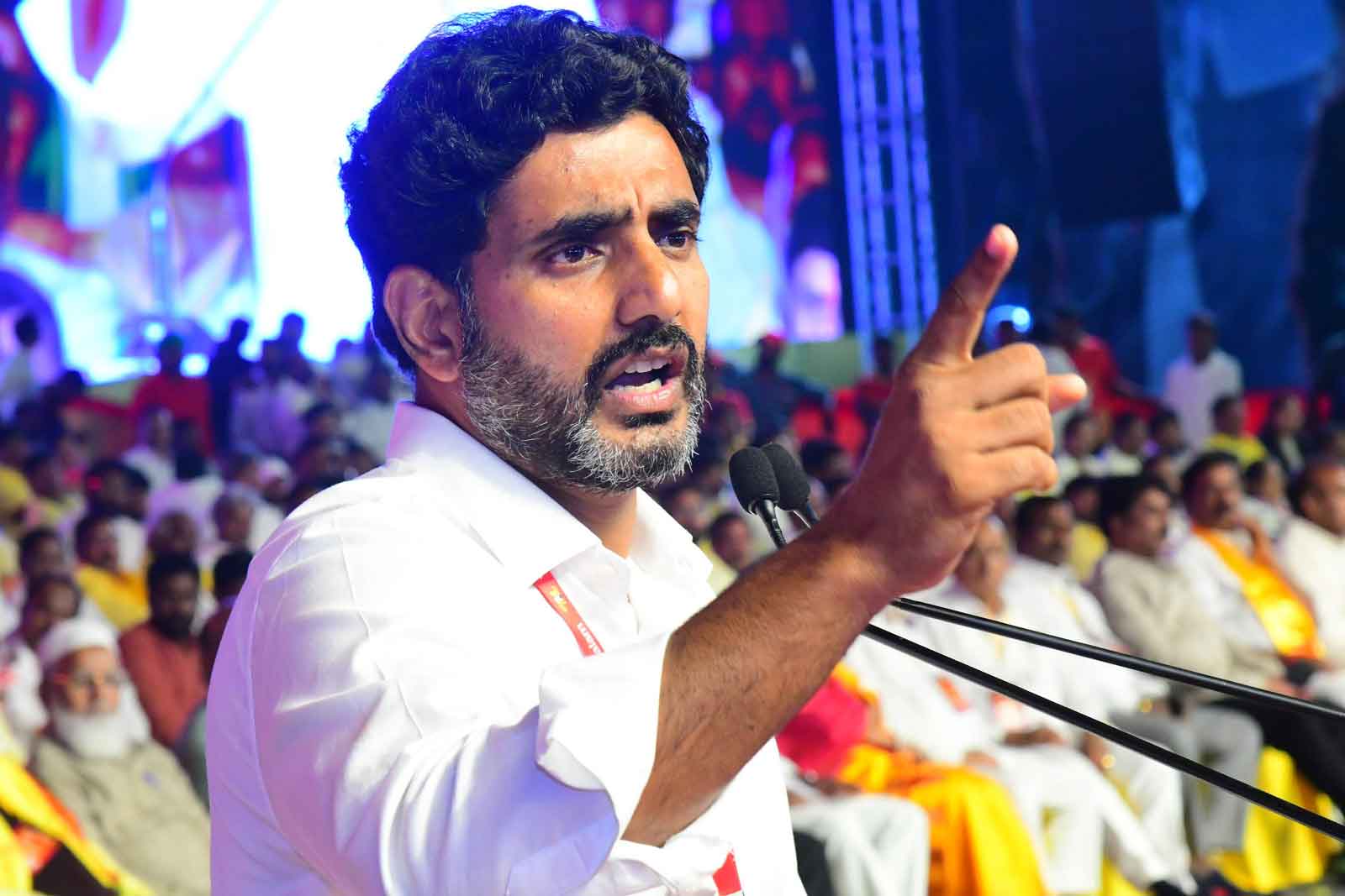  AP Politics: ఆ వైసీపీ నేత అందులో చాలా ఫేమస్.. నారా లోకేష్ హాట్ కామెంట్స్