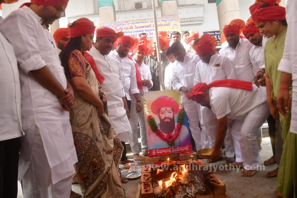 తండాల రూపురేఖలు మారుస్తాం.. 
