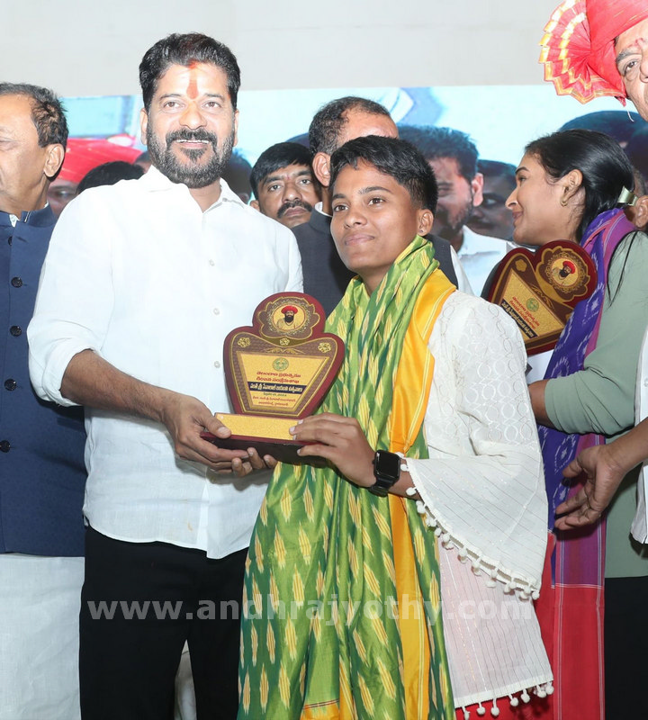 తండాల రూపురేఖలు మారుస్తాం.. 