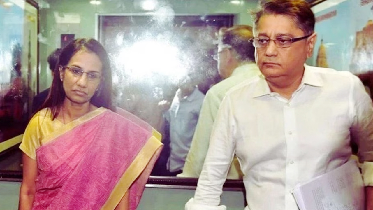 Bombay Court: ఐసీఐసీఐ మాజీ ఎండీ చందా కొచ్చర్, భర్త అరెస్టుపై బాంబే హైకోర్టు కీలక వ్యాఖ్యలు