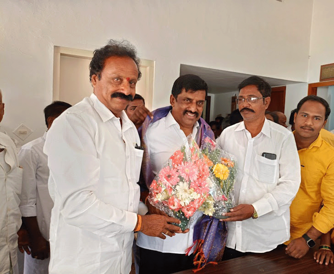 కిశోర్‌కుమార్‌రెడ్డి గెలుపు కోసం సమష్టి కృషి | Kishorekumar Reddy's ...