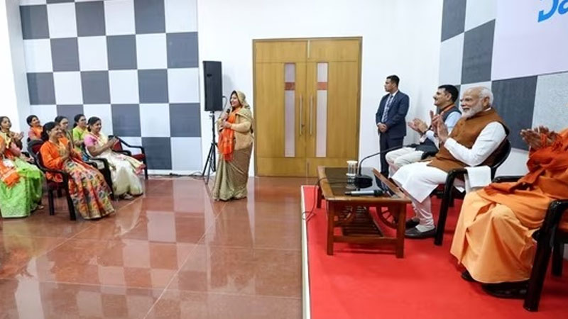 PM Narendra Modi: దాదాగిరి నుంచి ఇంట్లో గొడవల దాకా.. మహిళలతో ప్రధాని మోదీ చిట్‌చాట్