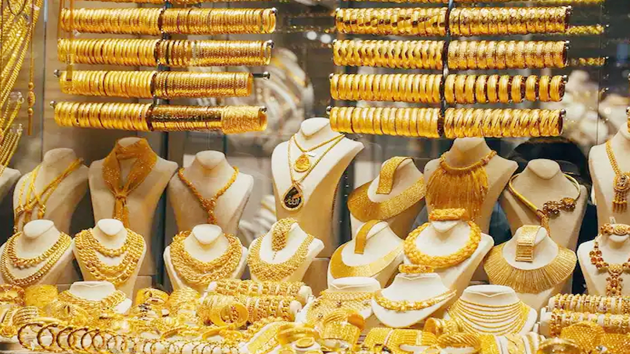Gold and Silver Price Today: నేటి బంగారం, వెండి ధరలు ఎలా ఉన్నాయో చుశారా?