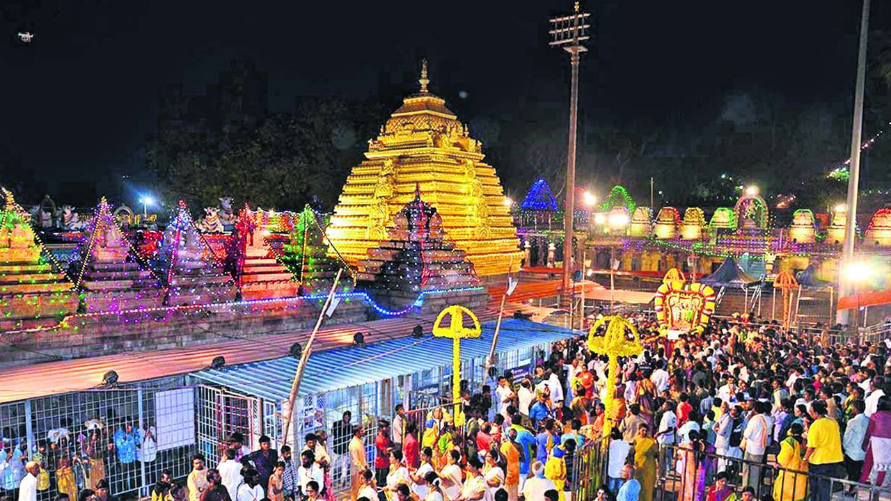  Srisailam Temple: స్వామివారి యాగశాల ప్రవేశంతో శివరాత్రి బ్రహ్మోత్సవాలకు శ్రీకారం