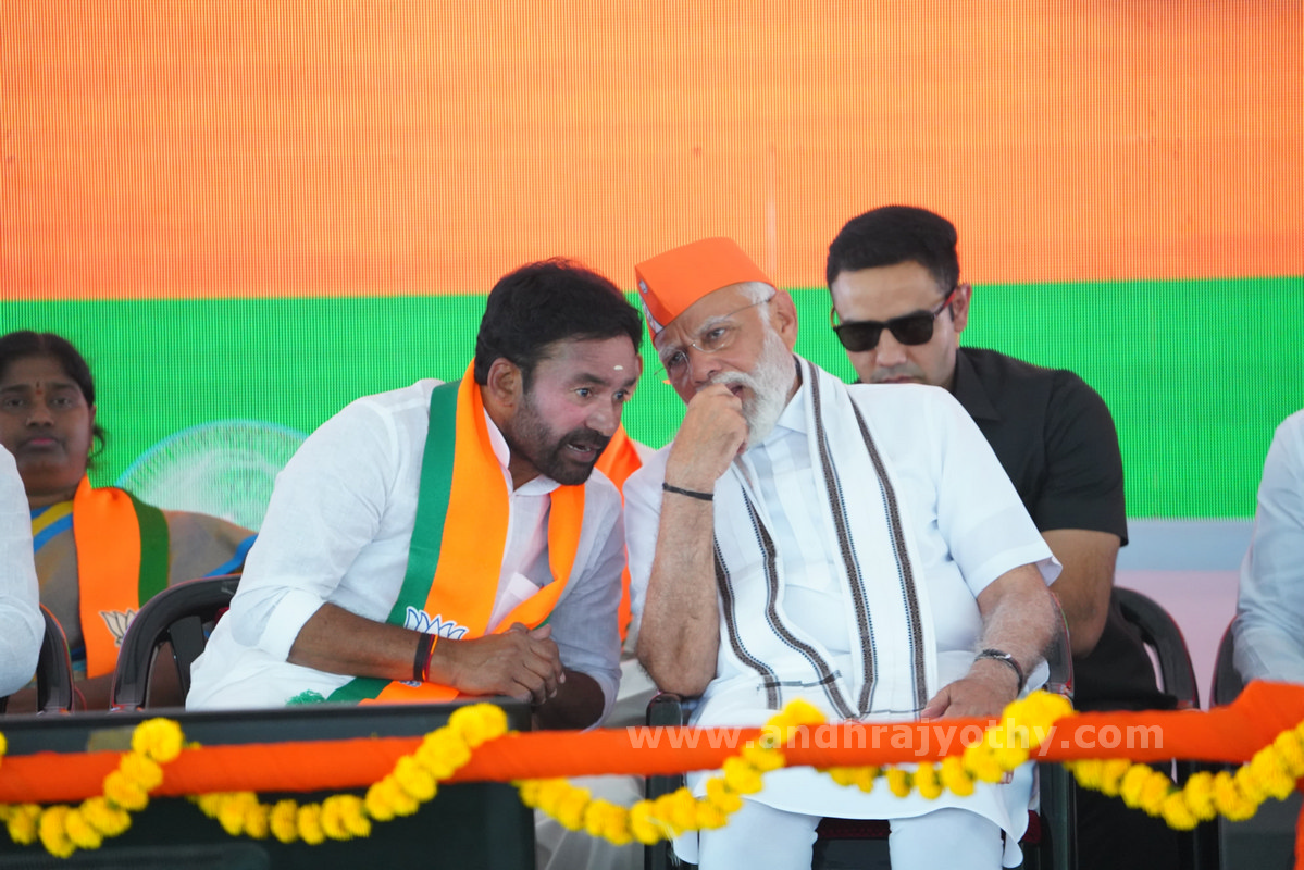 బీఆర్‌ఎస్‌ - కాంగ్రెస్‌ ఒక్కటే 