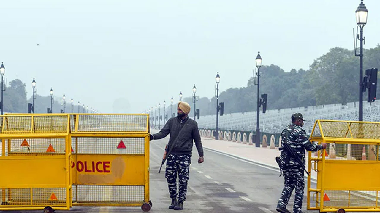  Delhi: ఐటీ నగరిలో పేలుడు.. దేశ రాజధాని అప్రమత్తం.. ఆ చర్యలకు అధికారుల సంసిద్ధం..