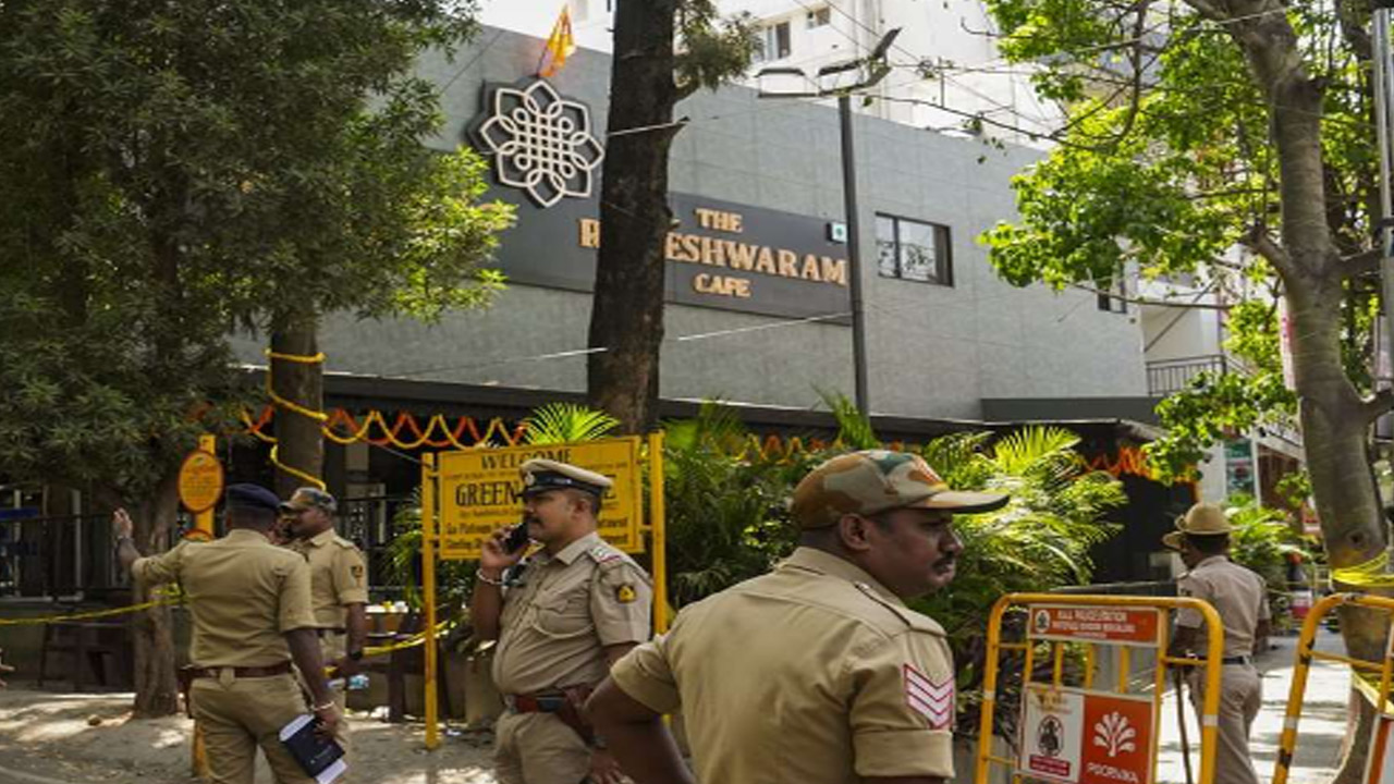 Rameshwaram Cafe blast: నిందితుడి ఆచూకీ చెబితే రూ.10 లక్షల రివార్డు