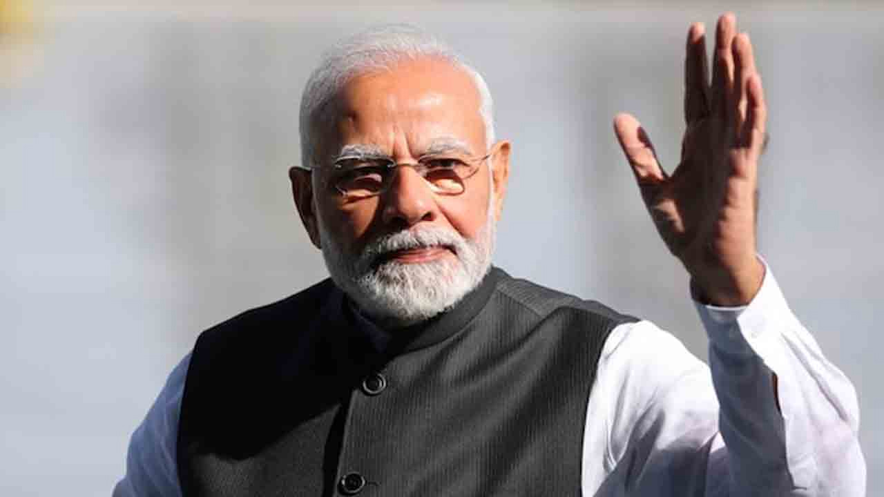 PM Modi: తెలంగాణలో ముగిసిన ప్రధాని మోదీ పర్యటన.. రేవంత్ వీడ్కోలు