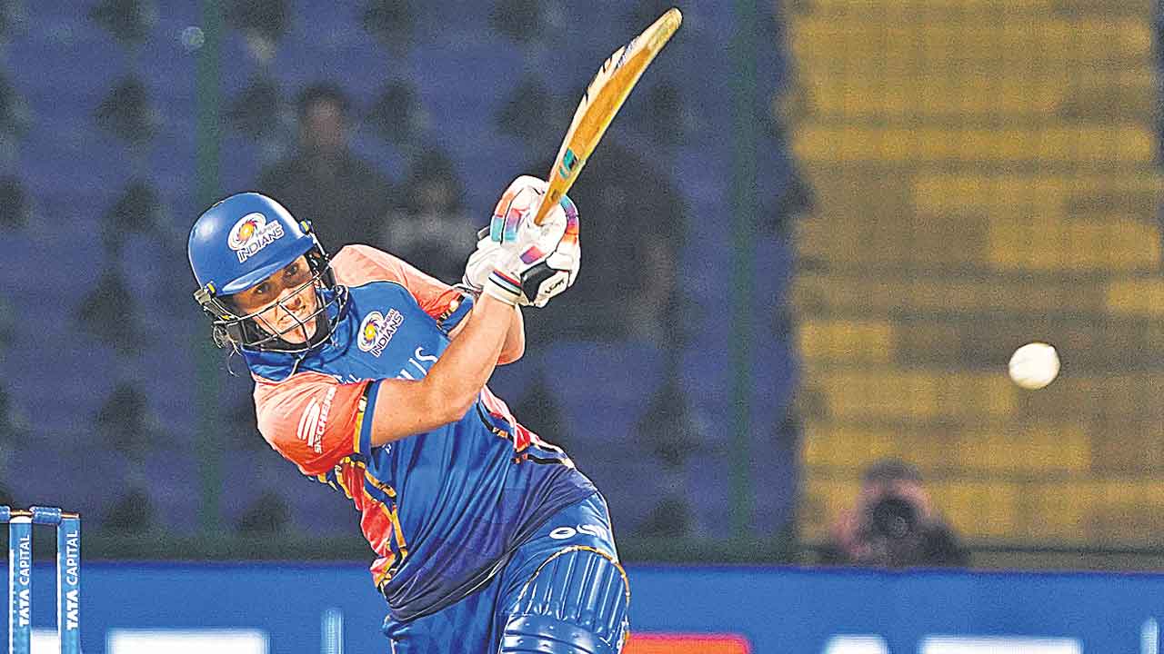 ముంబై.. దెబ్బ మీద దెబ్బ
