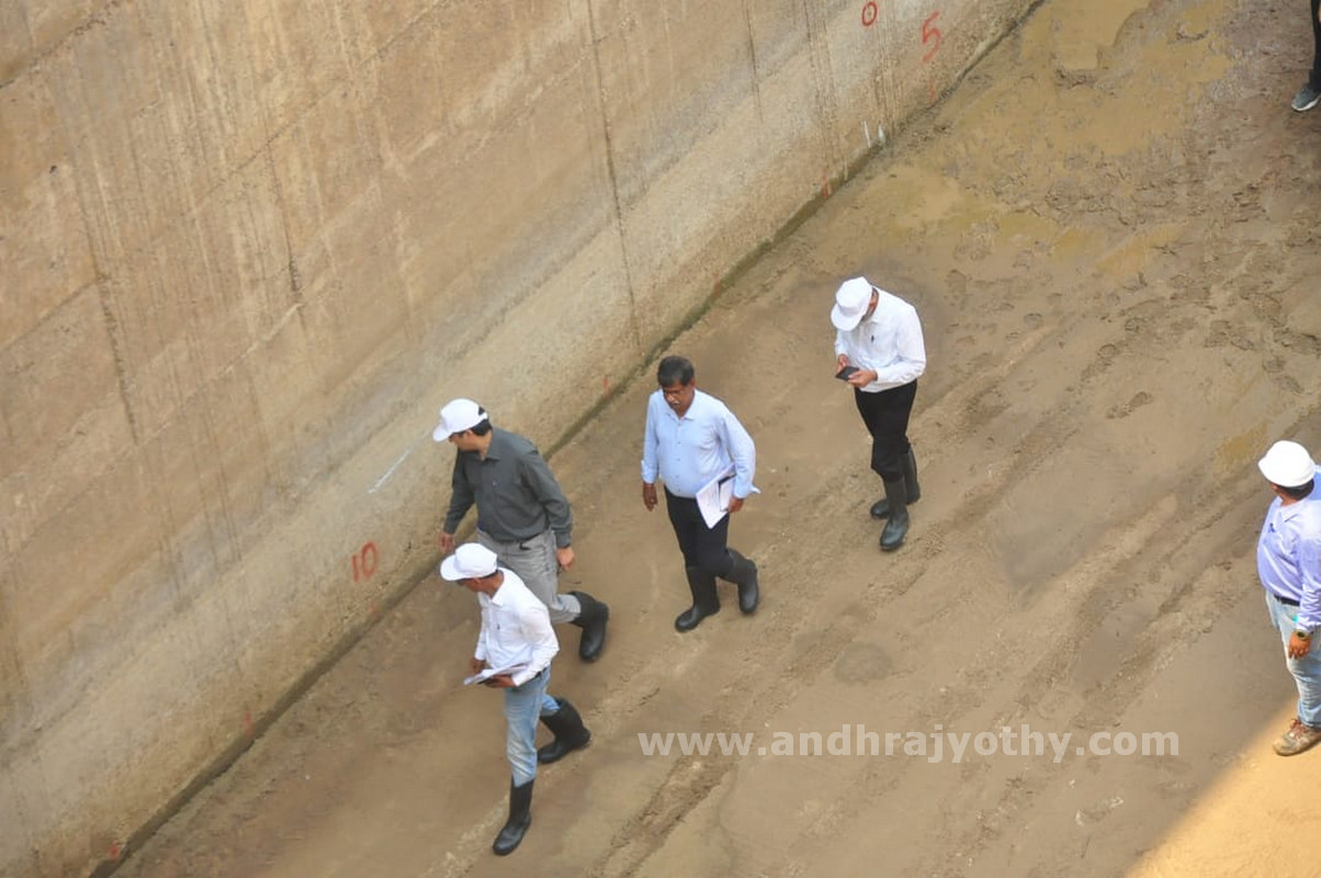 రంగంలోకి ఎన్‌డీఎస్‌ఏ బృందం