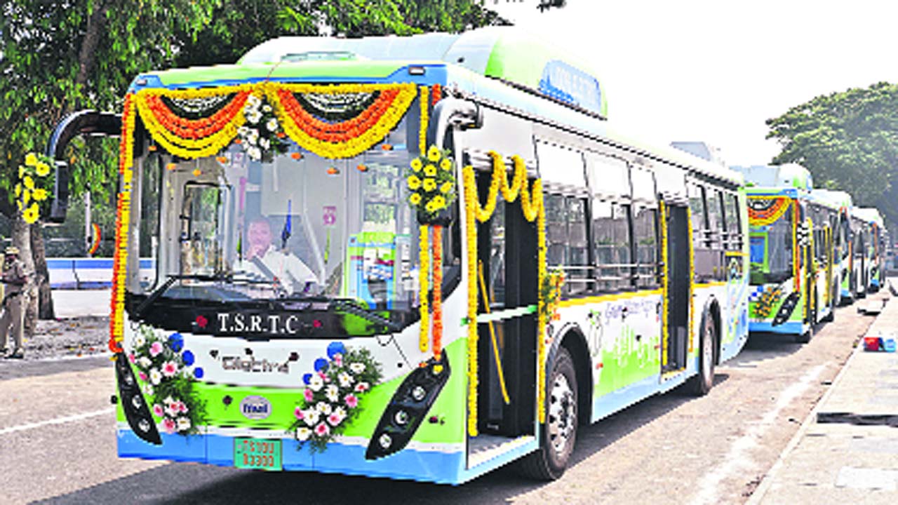 Hyderabad: నగరంలో.. 3 రూట్లలో గ్రీన్‌మెట్రో బస్సులు