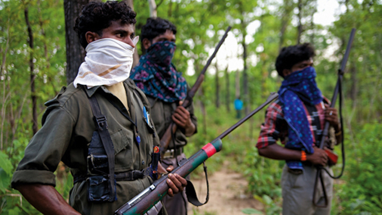 Naxalites: బీజాపూర్‌లో దారుణం.. మరో బీజేపీ నేతను కాల్చి చంపిన నక్సలైట్లు