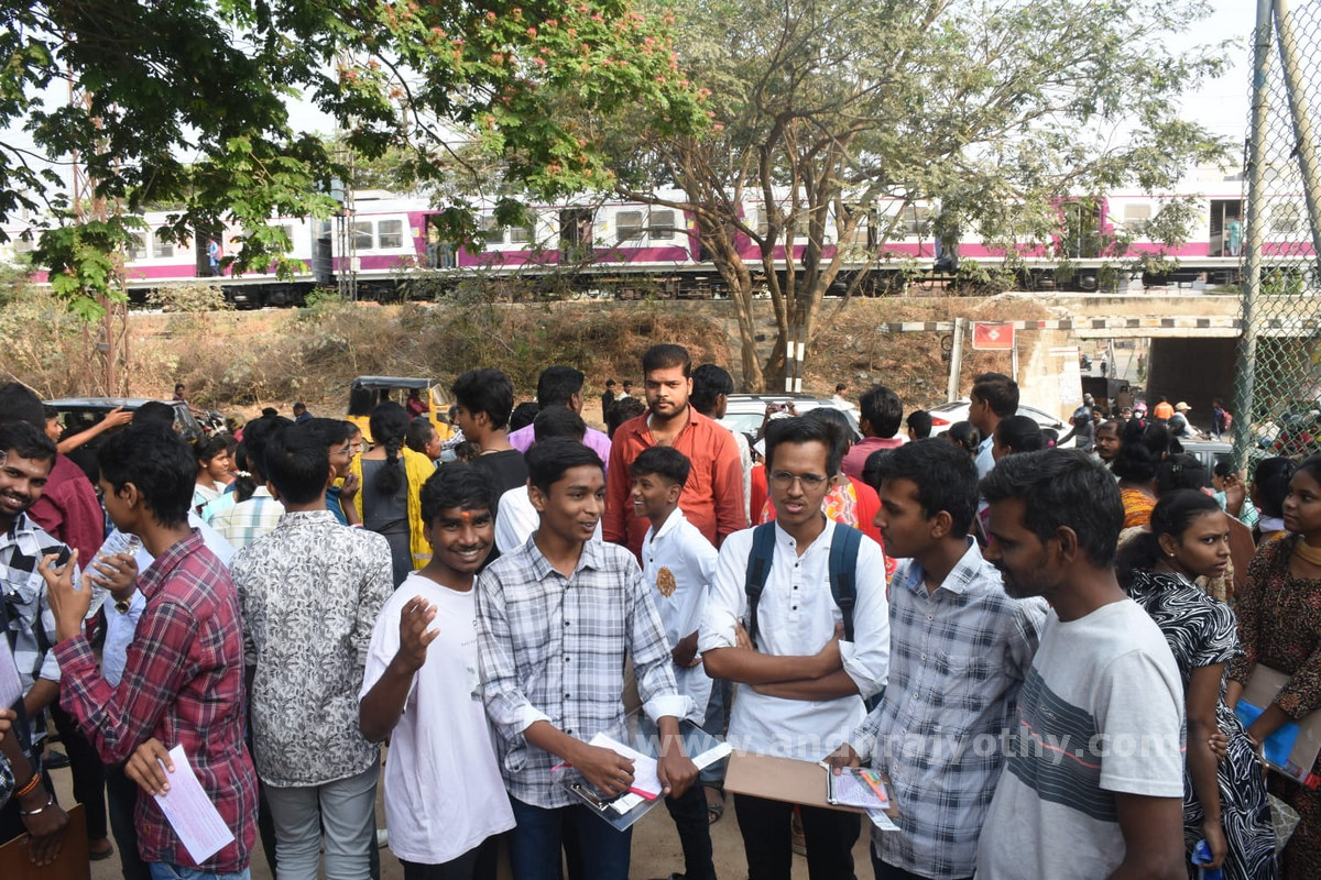  పది పరీక్షలు షురూ..
