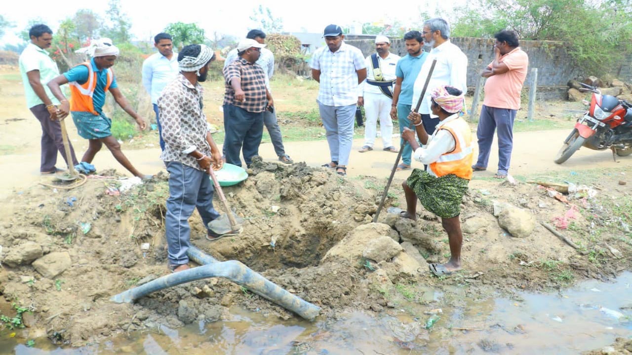 తాగునీటి సమస్య తలెత్తకుండా చర్యలు తీసుకోవాలి 