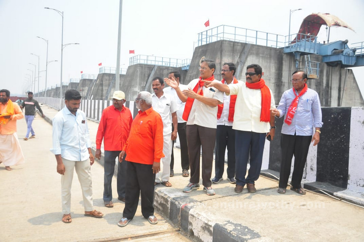 ‘మేడిగడ్డ’కు మరమ్మతు చేయండి 