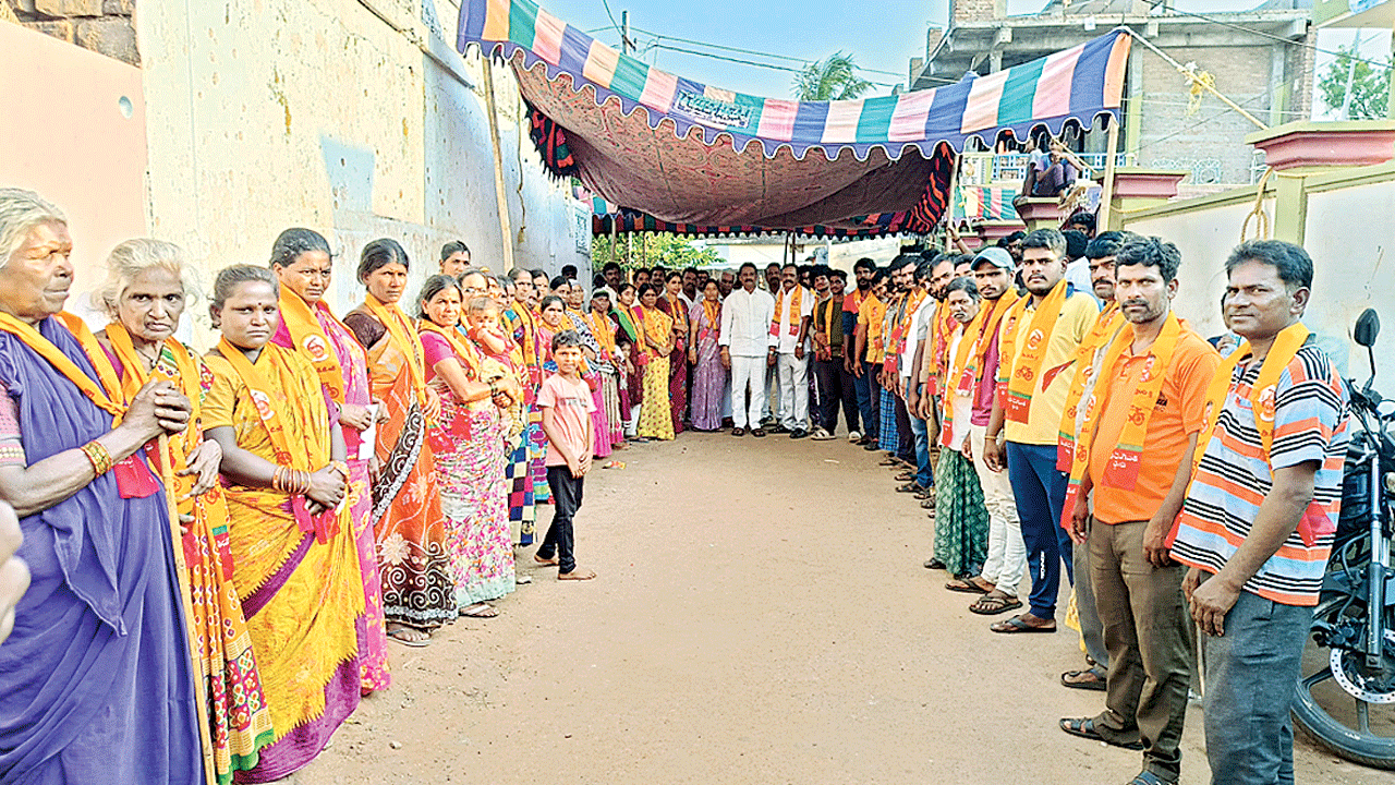 టీడీపీలో చేరిక