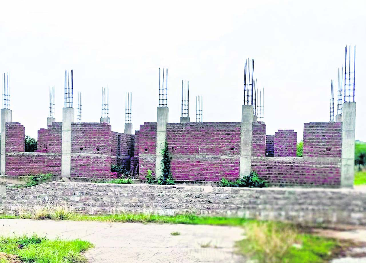 RBKs ఐదేళ్లుగా అద్దె భవనాల్లోనే ఆర్బీకేలు | RBKs in rented buildings ...