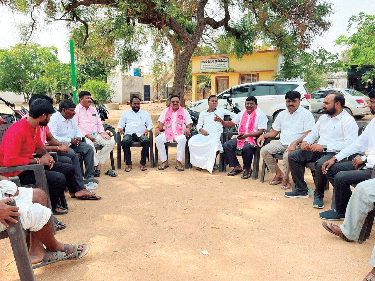 హామీలు అమలు చేయని కాంగ్రెస్‌కు బుద్ధి చెప్పాలి