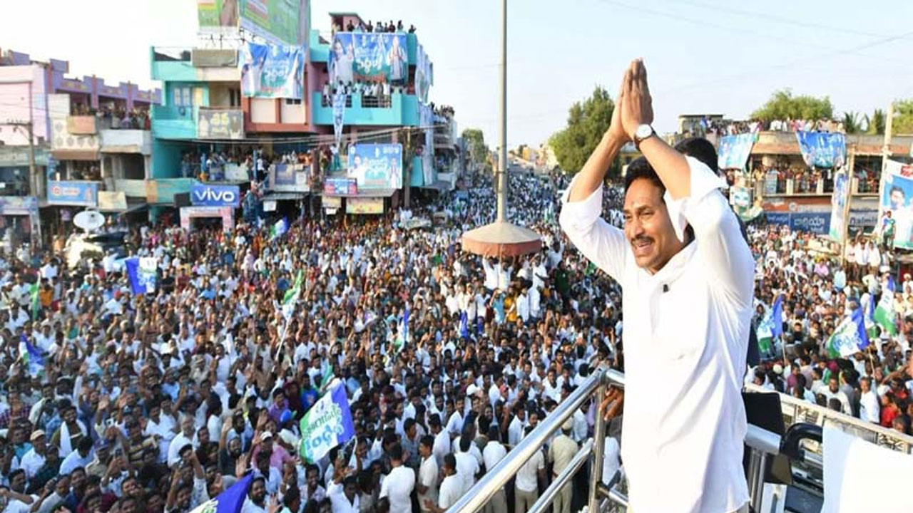 CM Jagan: కేసరపల్లి నుంచి జగన్ బస్సు యాత్ర ప్రారంభం.. నేటి షెడ్యూల్ ఇదే..