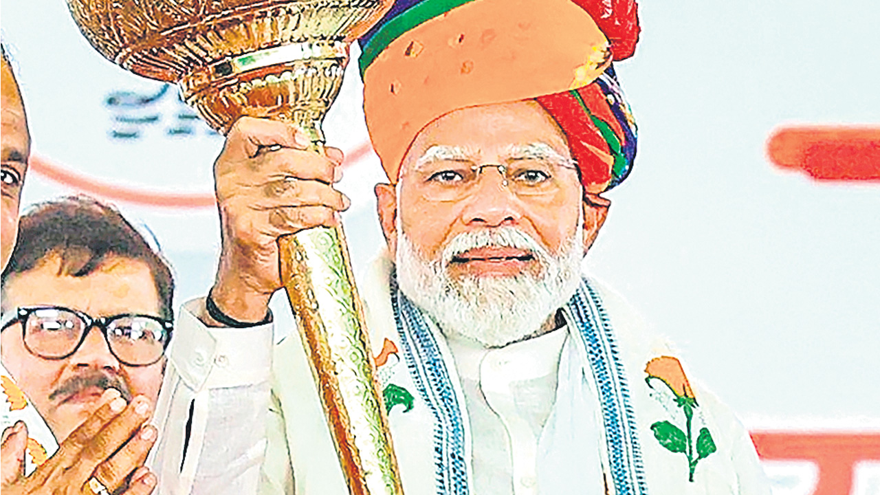 PM Modi: కాంగ్రెస్‌ వాటా.. ముస్లిం కోటా.. ప్రధాని మోదీ ఘాటు విమర్శలు