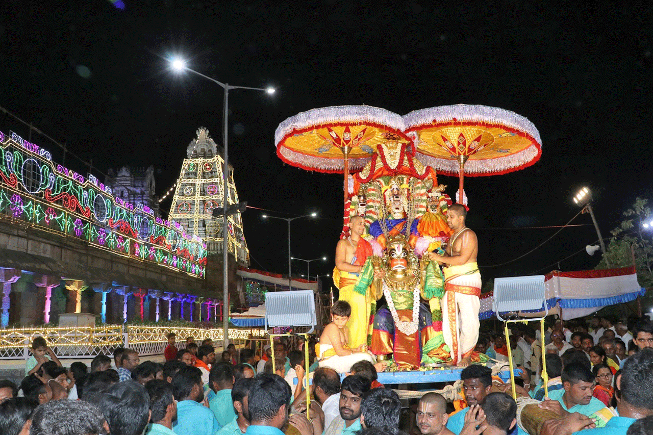 Hanumanth Rta హనుమంత వాహనంపై రామయ్య | Rama on the vehicle of Hanuman
