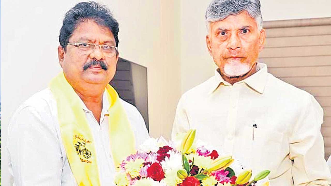 టీడీపీలో చేరిన బలిజ నేత