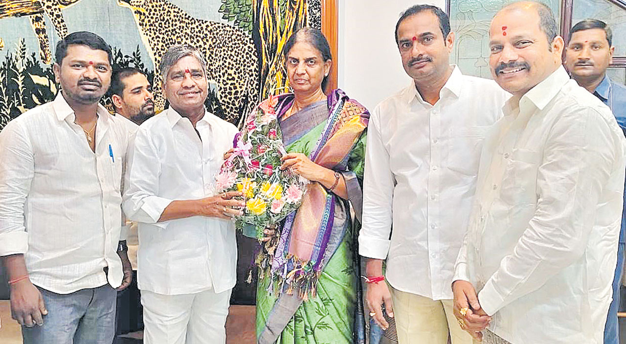 సబితా ఇంద్రారెడ్డికి శుభాకాంక్షల వెల్లువ | Best wishes for Sabita Indra ...