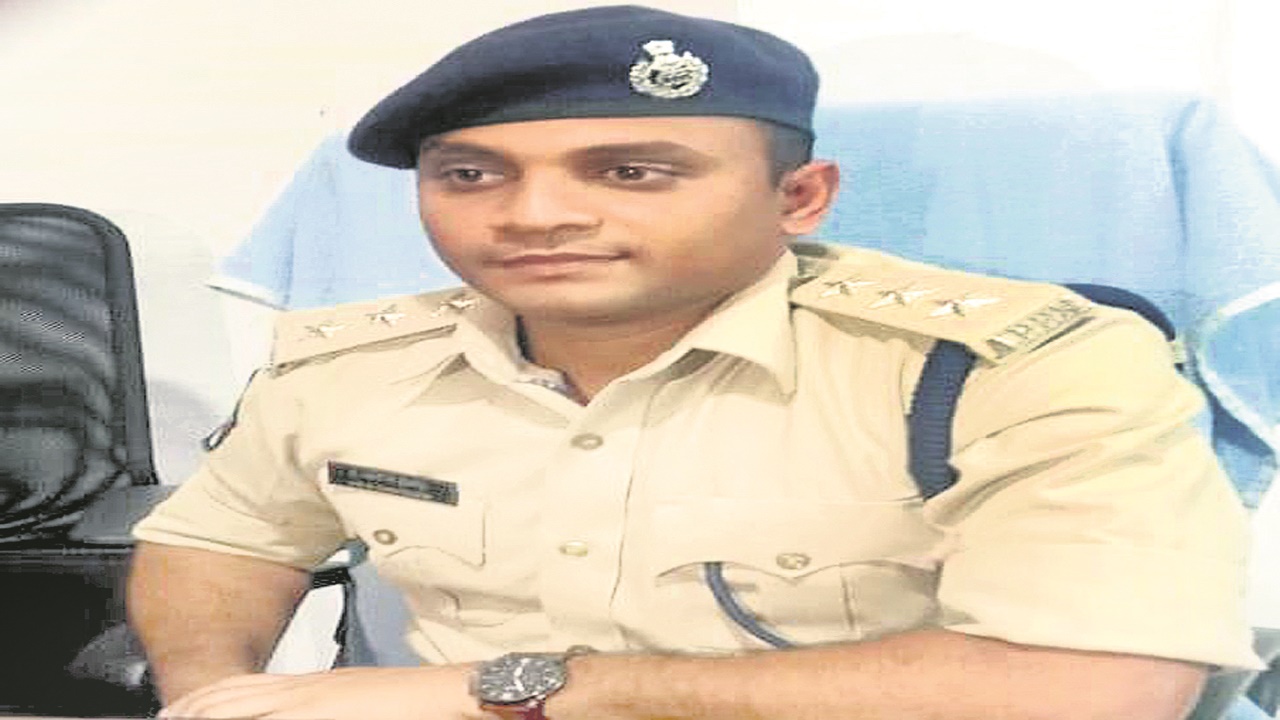 Dsp Chaitanya : డీఎస్పీ చైతన్యను ఎవరు రప్పించారు ?