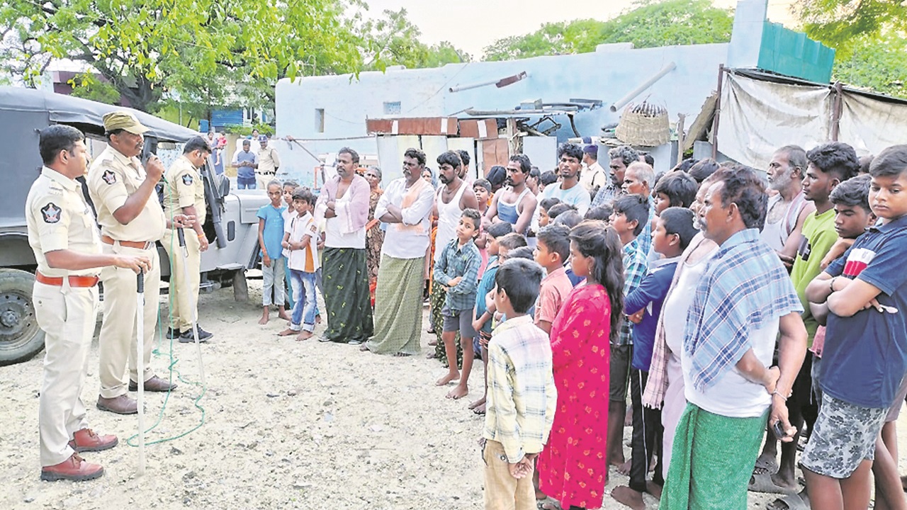 Carden Search: ప్రశాంత వాతావరణం కోసమే కార్డెన సెర్చ్‌