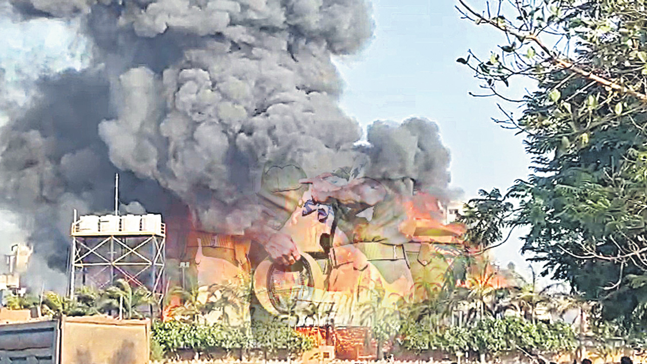 Fire Accident: బొంతపల్లి పారిశ్రామికవాడలో భారీ అగ్ని ప్రమాదం