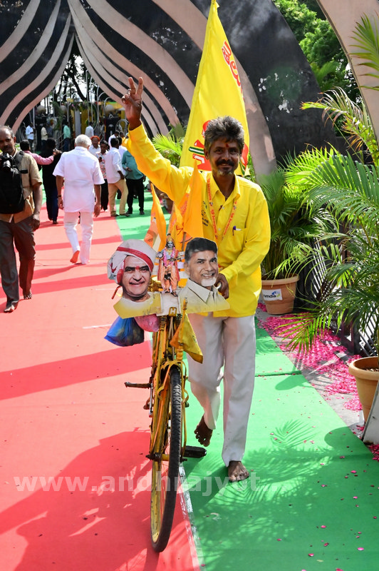 తెలుగువారికి స్ఫూర్తి ఎన్టీఆర్‌ 