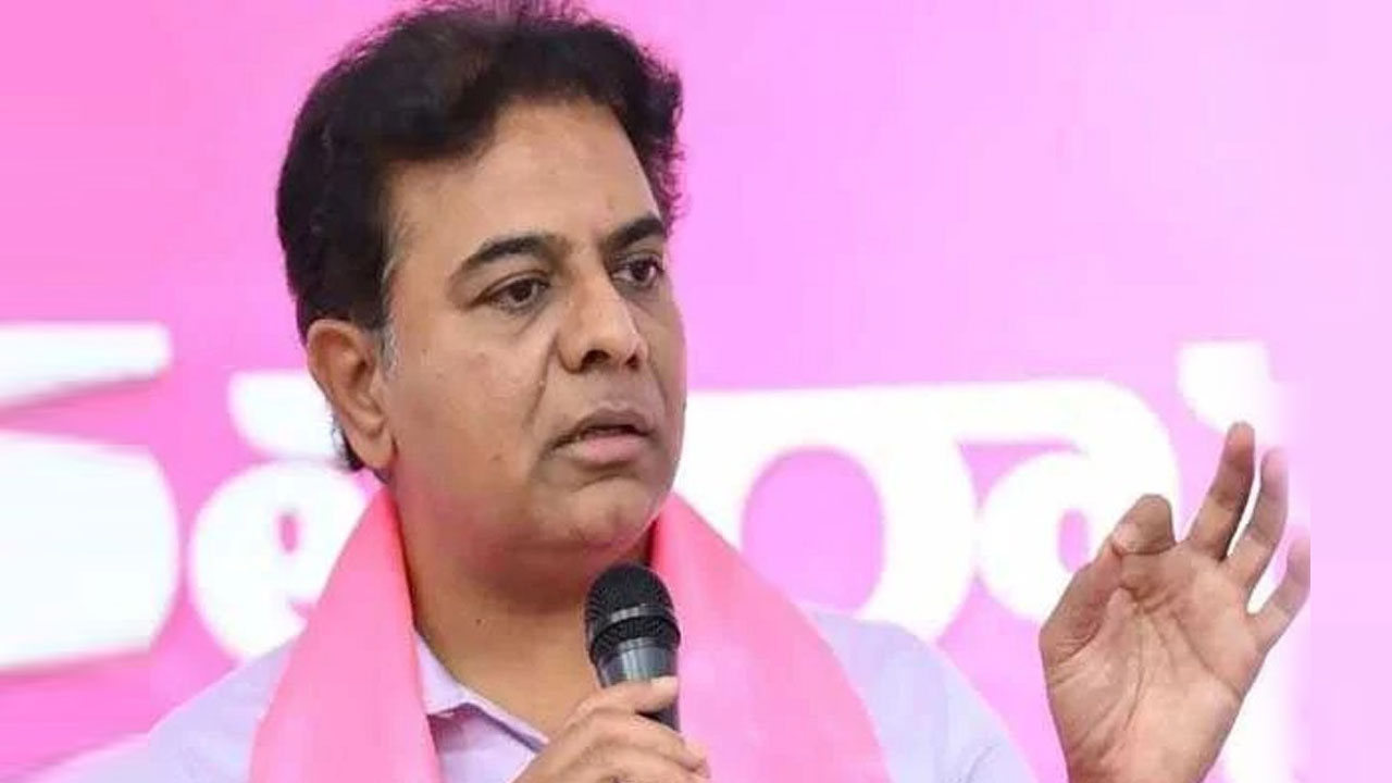 KTR: తెలంగాణ అధికారిక చిహ్నం మార్పుపై కేటీఆర్ ఫైర్..