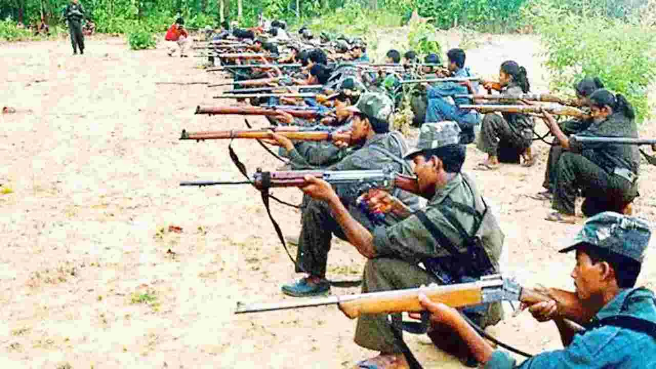 Maoist Attack: మావోయిస్టుల దుశ్చర్య.. ఏం చేశారంటే..