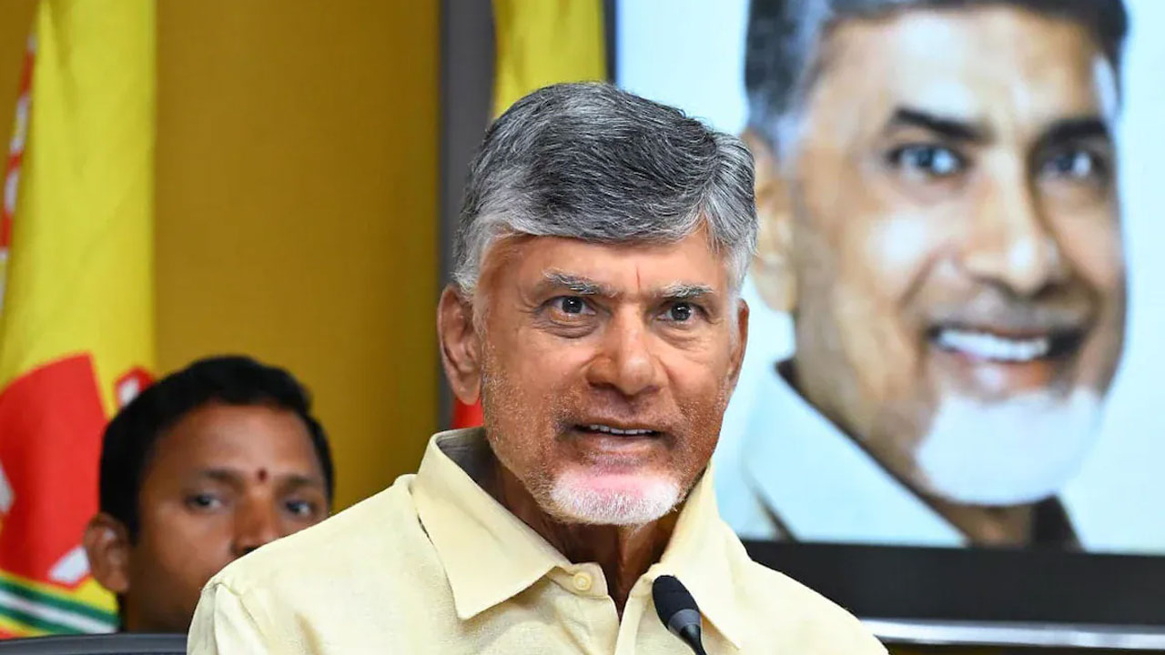 AP Elections2024: చంద్రబాబును కలిసిన పిన్నెల్లి బాధితుడు మాణిక్యాలరావు