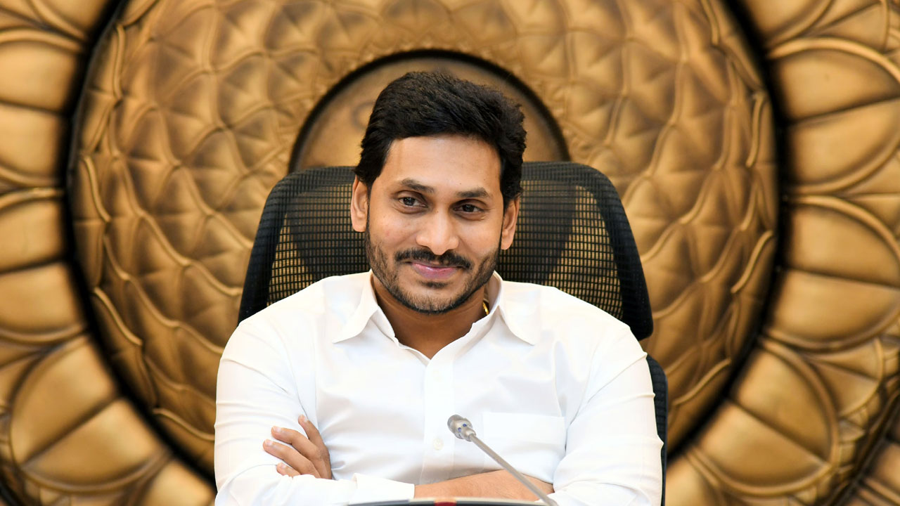 CM Jagan: డికోడర్ ఇంటర్వ్యూలో ఆద్యంతం ఆశువుగా అబద్ధాలు చెప్పిన సీఎం జగన్