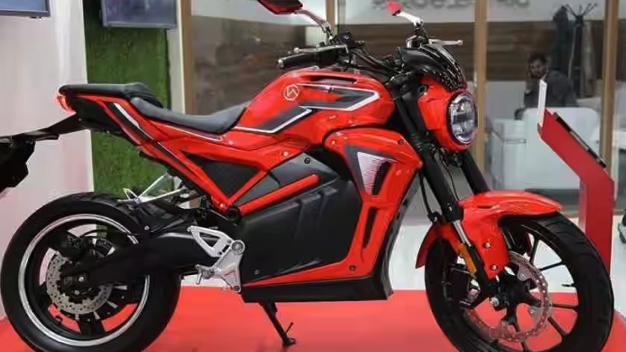 Electric Bike: ఎలక్ట్రిక్ బైక్ తీసుకుంటున్నారా..ఈ విషయాలు తప్పక తెలుసుకోండి