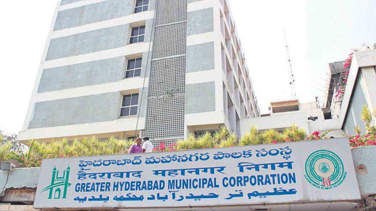 Hyderabad: గ్రేటర్‌లో జీహెచ్ఎంసీ కాంట్రాక్టర్ల సమ్మె