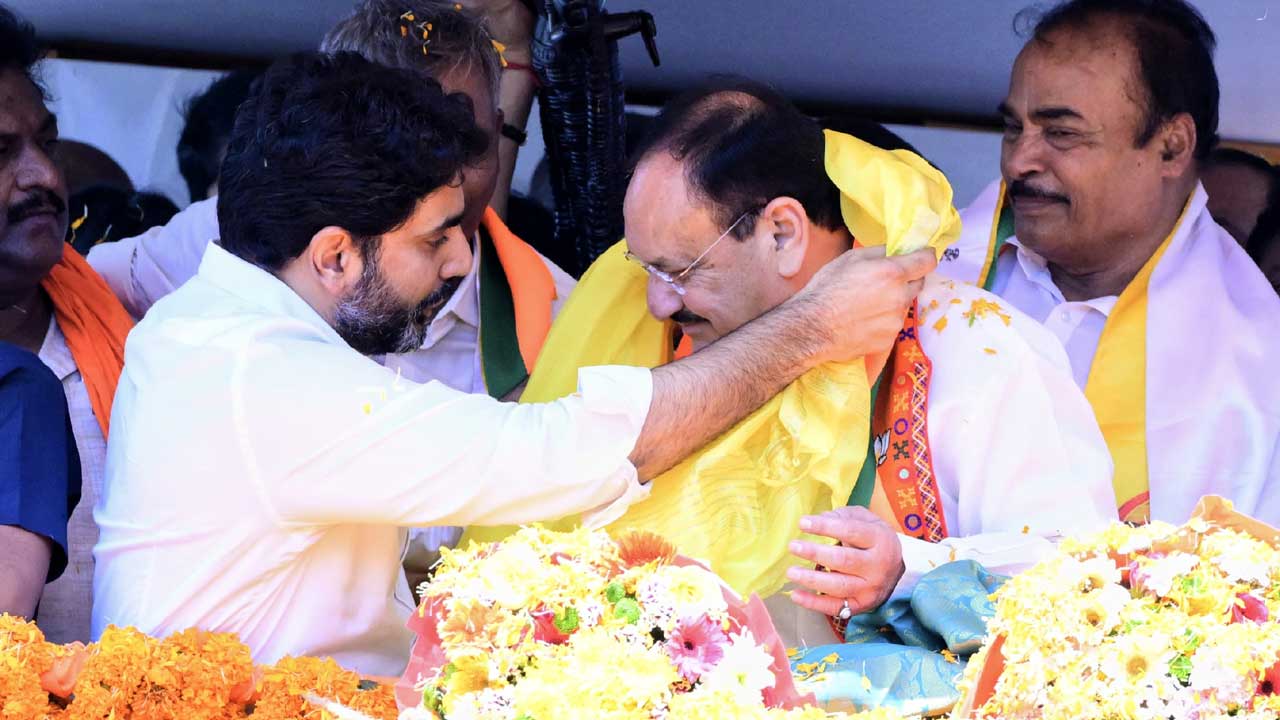 Road Show: తిరుపతిలో కూటమి రోడ్ షో...